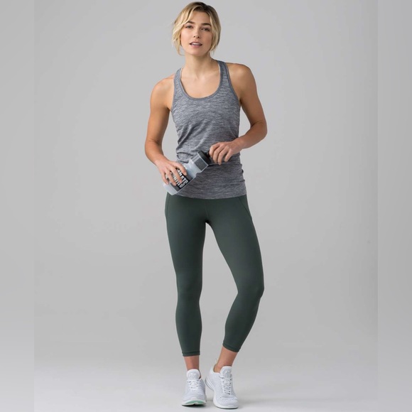 lululemon athletica Pants - Lululemon Final Lap High Rise Crop 23" Length Drawcord Waist in Dark Forest sz 4